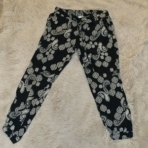 Old navy printed pants.
